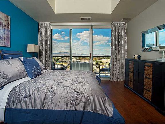 4th image of 150 N Las Vegas Blvd #1501