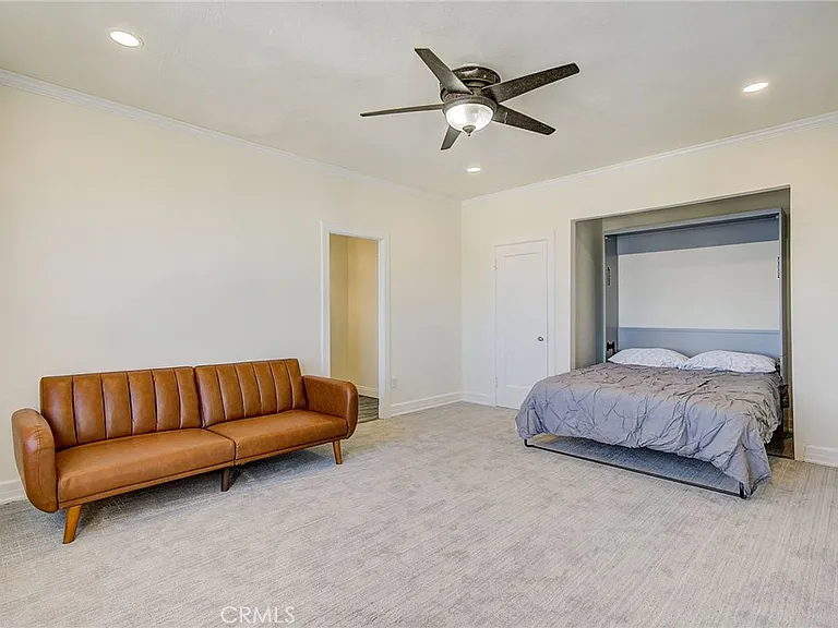 315 W 3rd St #1006 — Photo 9