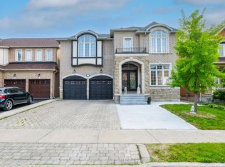 4 Freshspring Dr, Brampton, ON L6R3H6