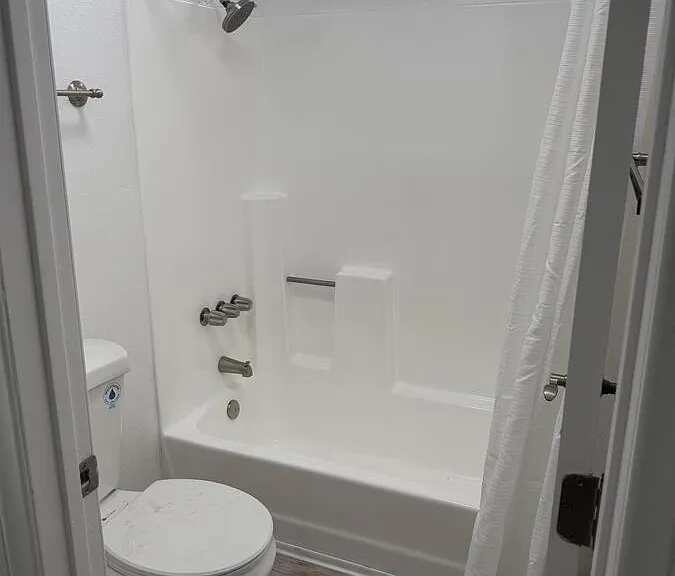 13610 Cordary Ave #19 — Photo 9