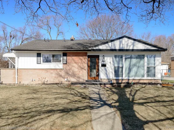 2031 Harmon Ave, Ypsilanti, MI 48198