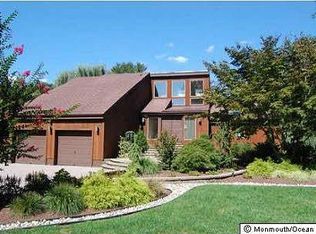 7 Penny Ln, Lincroft, NJ
