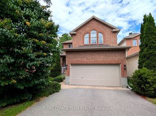 4 Keno Way, Ottawa, ON K2T1H4