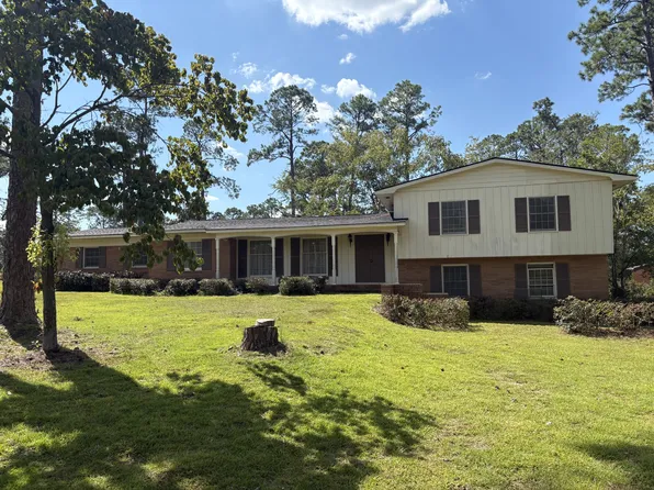 1705 Alma Pl, Vidalia, GA 30474