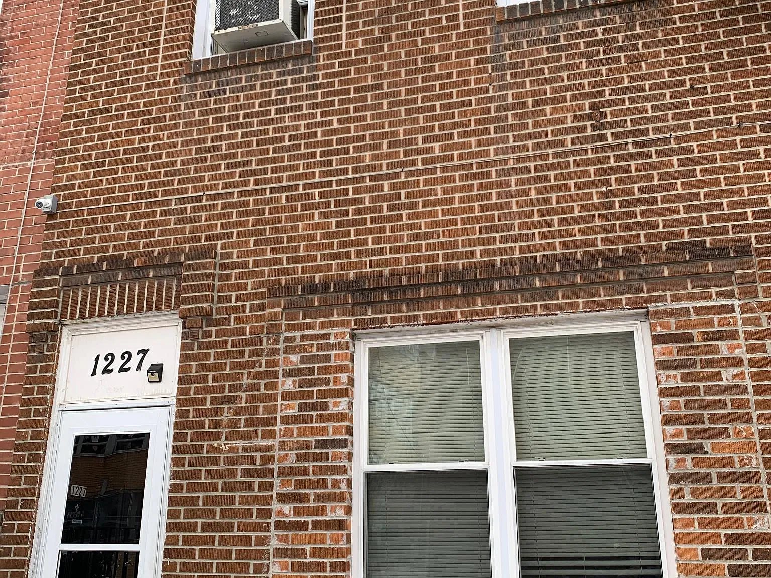 1227 Jackson St — Photo 1