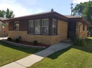 3049 S 55th St, Milwaukee, WI 53219