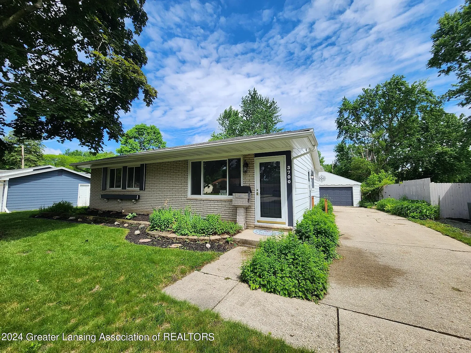 3700 Alpine Dr photo 1