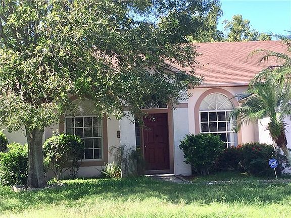 3rd image of 2143 Tiptree Cir #3