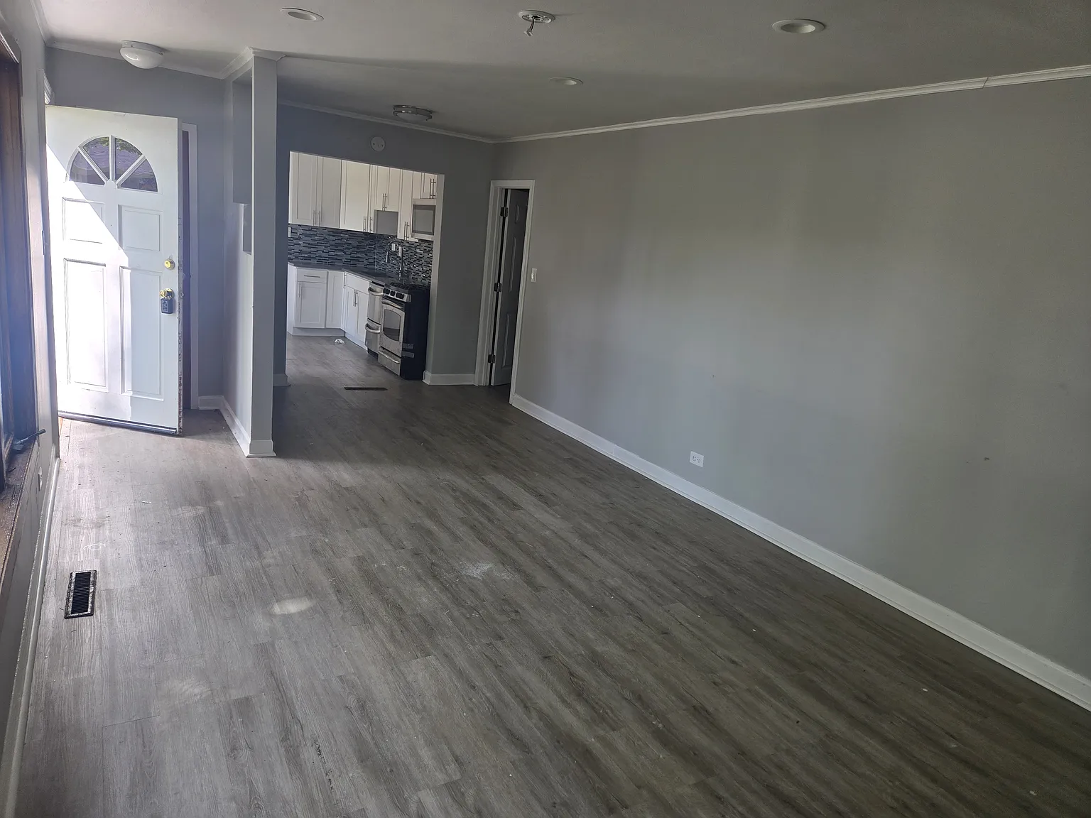 4 bed, 1165 sqft, $2,800 — Photo 1