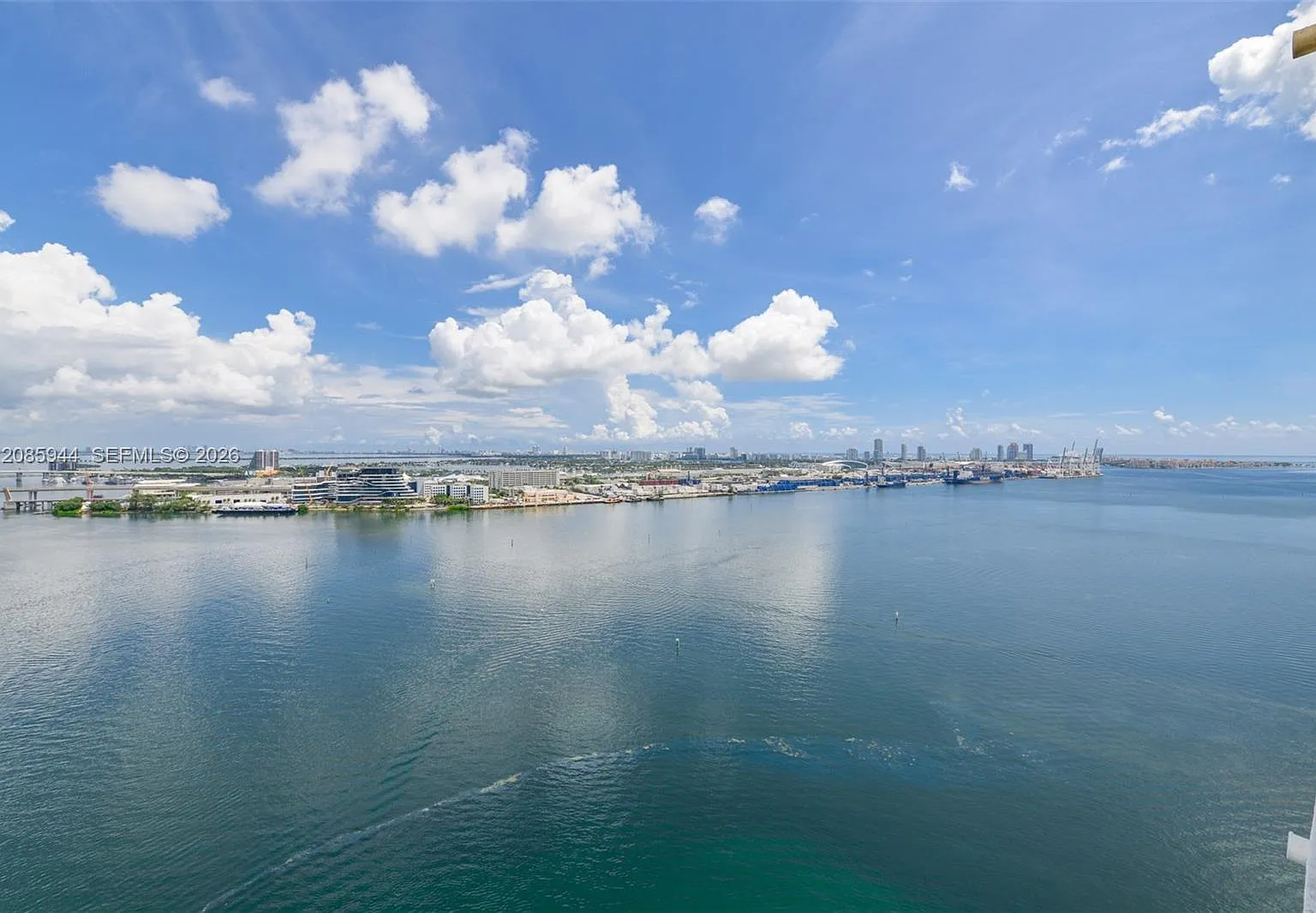 Three Tequesta Point Cond — Photo 1