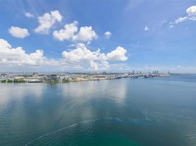 848 Brickell Key Dr