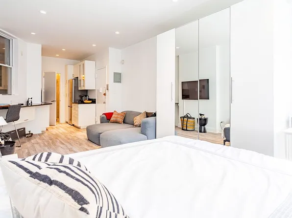 349 W Broadway APT 9, New York, NY 10013