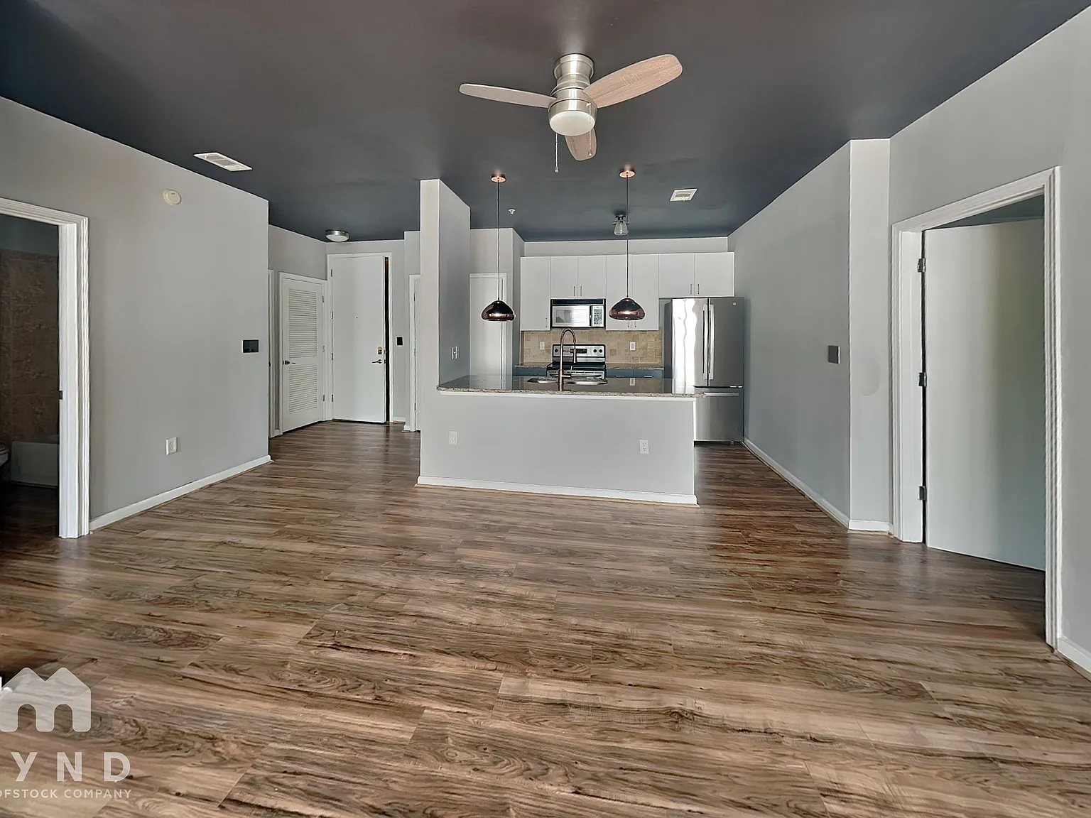 2 bed, 2.0 bath, 1050 sqft, $1,700 — Photo 4