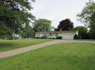 8093 E Prior Rd, Durand, MI 48429