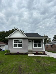 13416 Gerald St, Gibraltar, MI, 48173