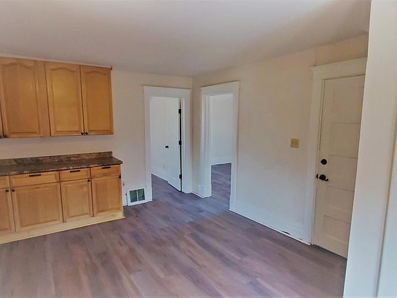Large Eat In Kitchen new appliances counters cabinets with pantry