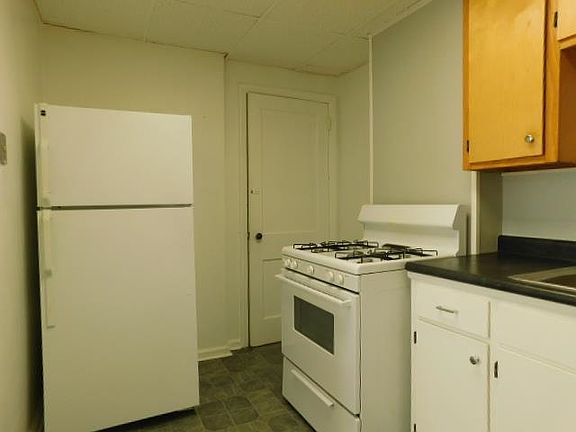 5th image of 2201-2203 Hecker Ave