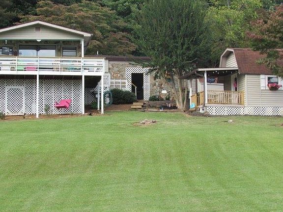 5th image of 2028 Red Banks Dr