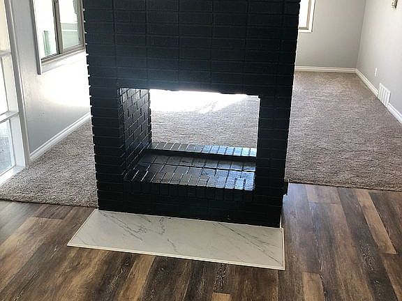 4th image of 28 Loch Lomond Ln