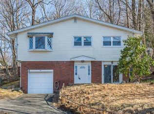 58 Vail Rd, Landing, NJ 07850