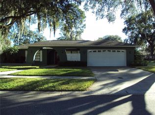 1006 Teakwood Pl, Plant City, FL 33563