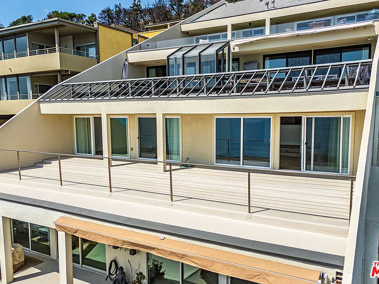 18055 Coastline Dr #2 — Photo 1