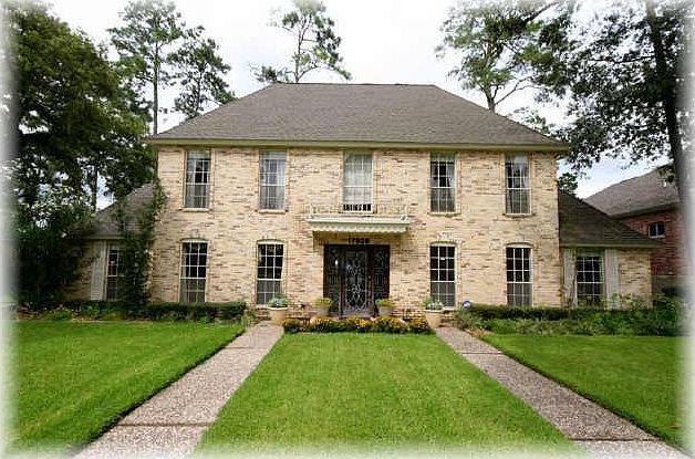 Exterior (Previous Owner)