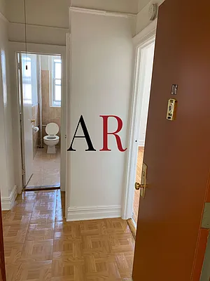 Rented by Lev Mavashev, LREB | media 12