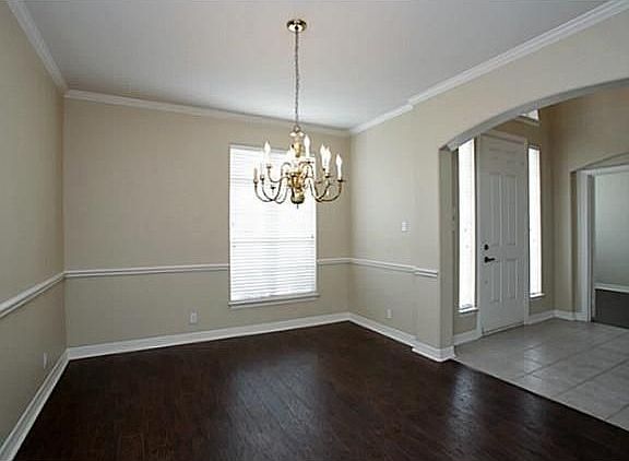 3rd image of 2106 Castle Pines Cir