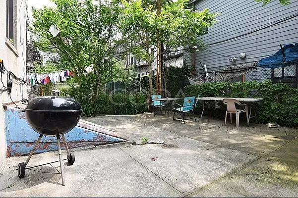 Rented by Coda Real Estate NYC | media 10