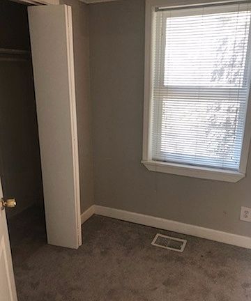 2nd image of 2132 W Barry Ave #1