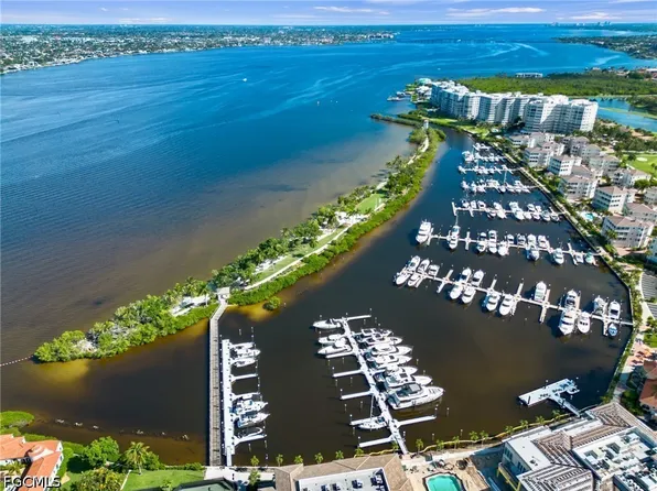 38 Fort Boat Slip, Fort Myers, FL 33908