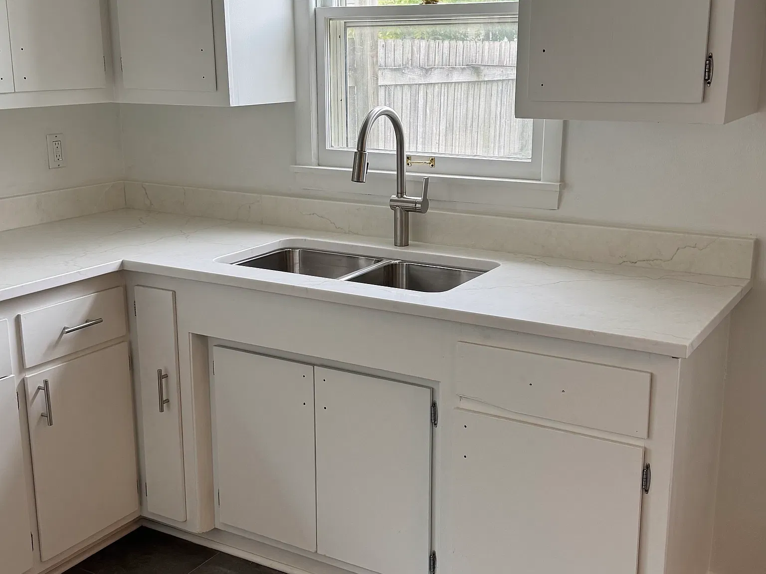 3 bed, 1.5 bath, 1210 sqft, $1,875 — Photo 1