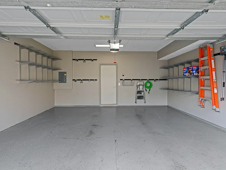 Garage w/ Built-in Storage