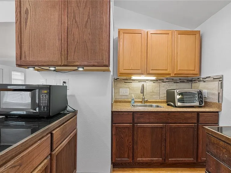 4414 Diane Dr #1B — Photo 7