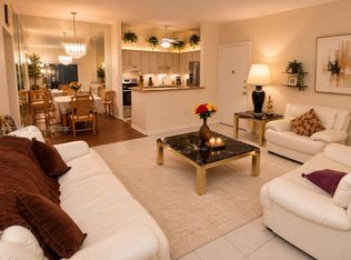 9964 N Belfort Cir #201, Tamarac, FL 33321
