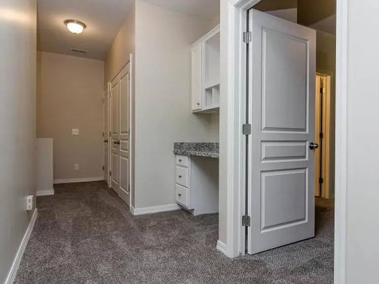 966 S Courtyard Ln — Photo 13