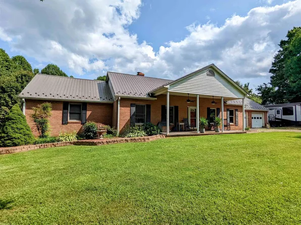 1138 Penn Rd NW, Floyd, VA 24091