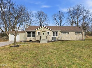 305 W Maple St, Diamond, MO 64840