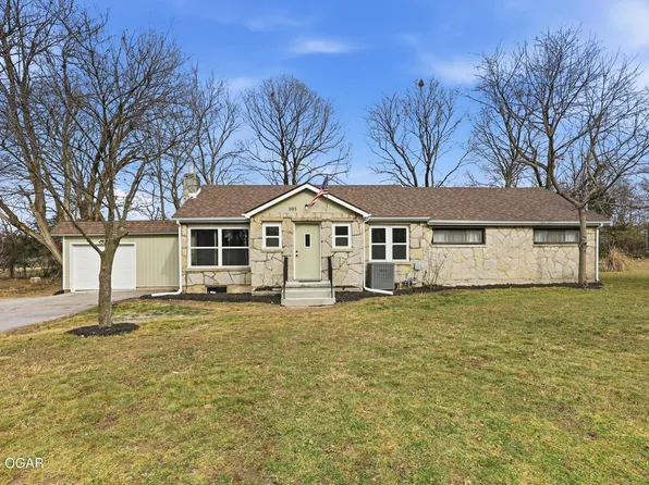 305 W Maple St, Diamond, MO 64840