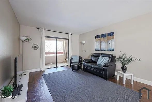 3131 W Cochise Dr #204 — Photo 8