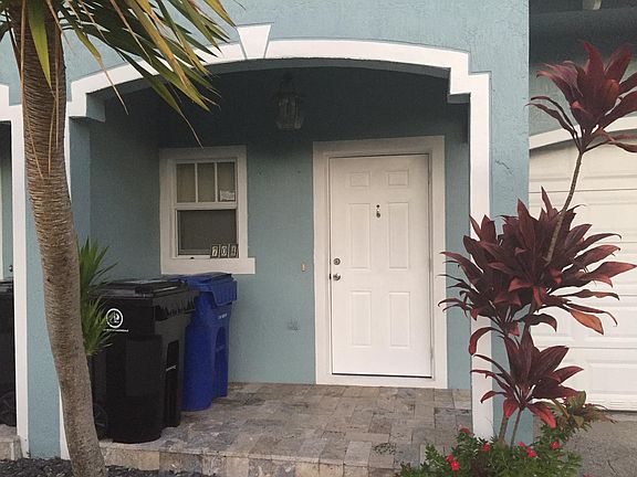 4th image of 704 SW 4th Ave