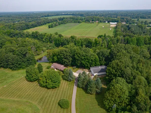 10452 36th St S, Scotts, MI 49088