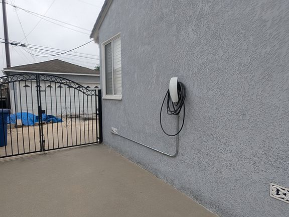 5th image of 5732 Yearling St