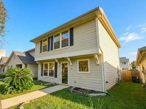 955 Verde Trails Dr, Houston, TX 77073