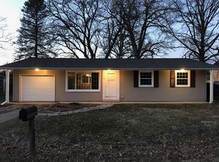 3 Coy Park Dr, Newark, IL 60541