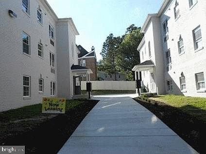 2nd image of 602 Notabene Dr APT 3