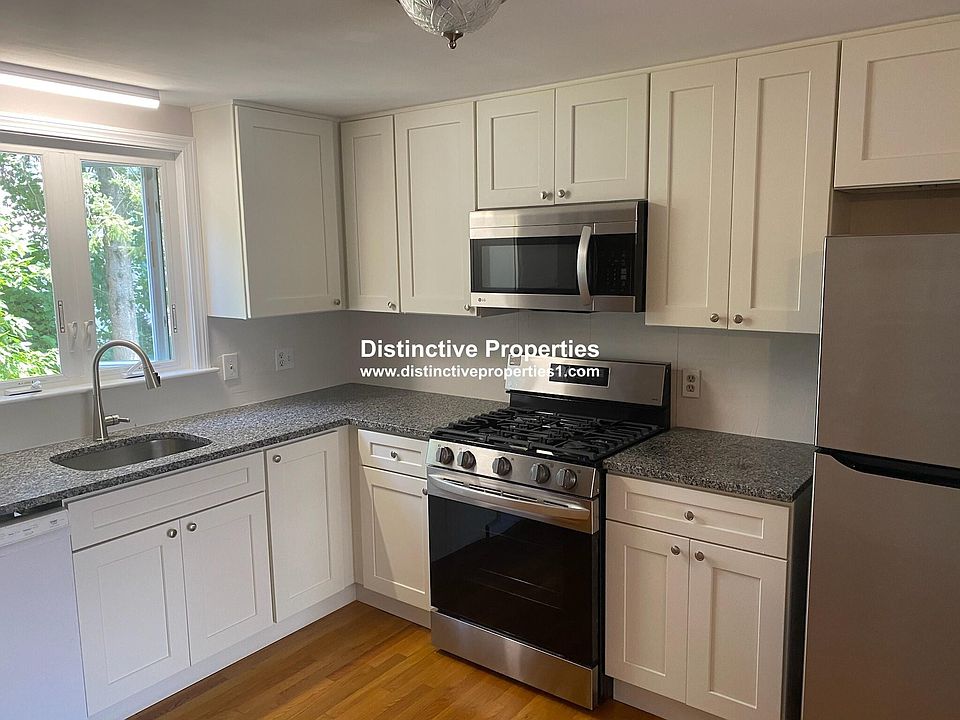 1st image of 223 White St #1