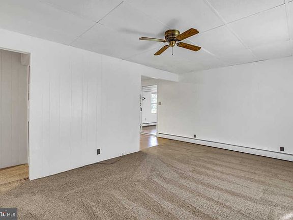 4th image of 214 N Waterford Ave