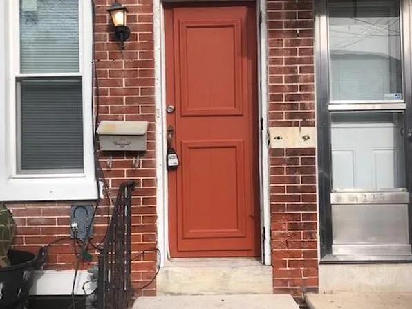 1227 Linden St, Wilmington, DE 19805